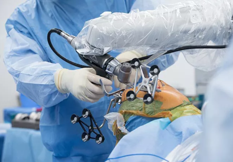 Best Robotic Knee Replacement Surgeon in Whitefield